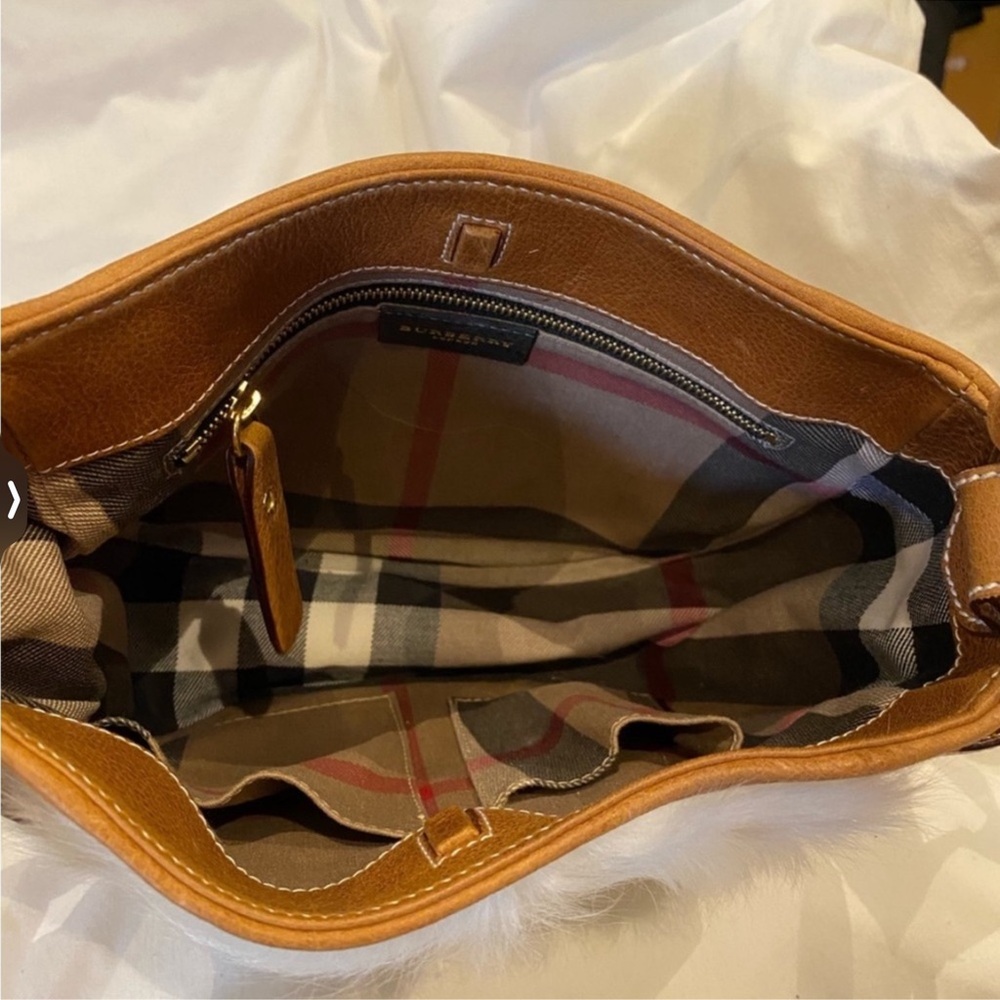 Burberry Bag - Picture 3 of 5